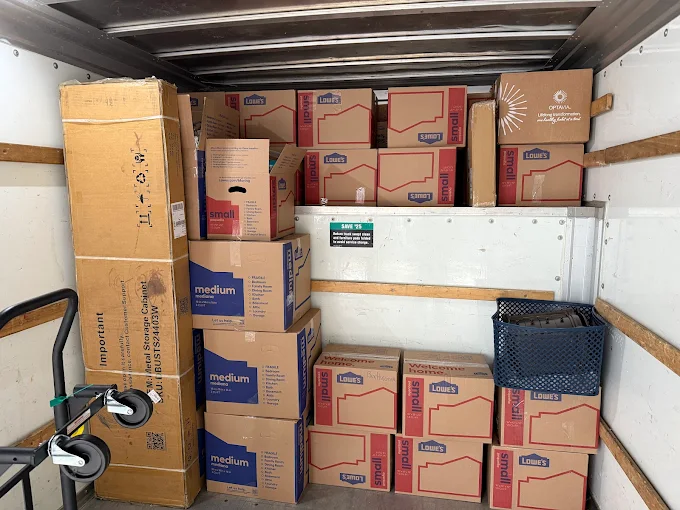 Move Up Movers provide full-service packing materials and labor.